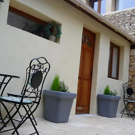 La Grange Du Couvent بيت للعطل